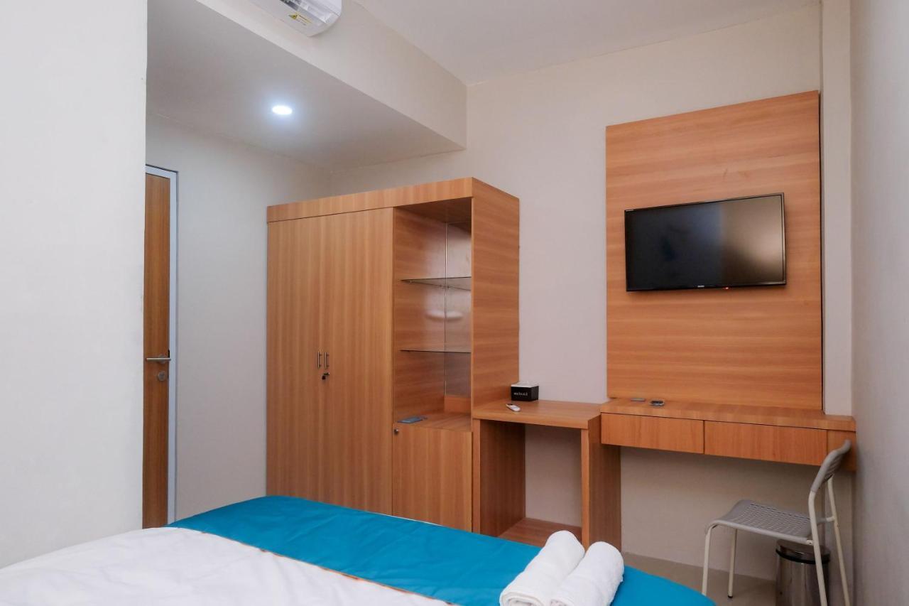 Sans Hotel Tiga Putri Semarang By Reddoorz Екстериор снимка